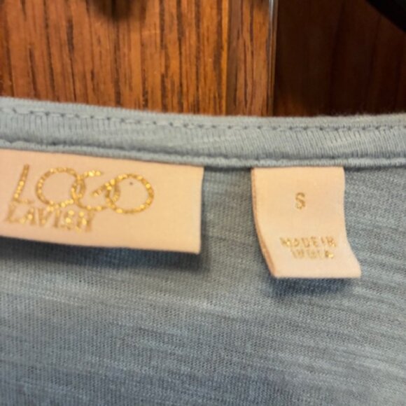 Logo Lavish Woman's dusty Blue Eyelet Pullover Blouse Size S - Picture 3 of 5